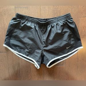 Nike / Tempo Women’s Brief-Lined Running Shorts
